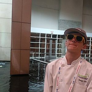 Meet your Posher, Sawyer